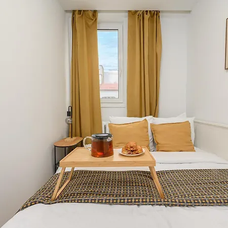 Apartman Lumina I Bright 3-room With Balcony I Near Lazienki Krolewskie Varsó